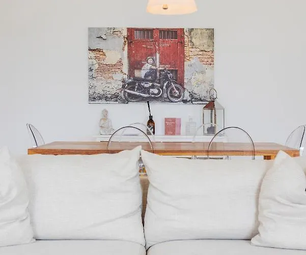 Apartament Magnolia - High Standing Floor *