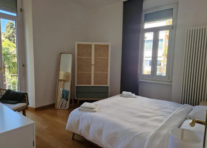 Magnolia - High Standing Floor Apartament *