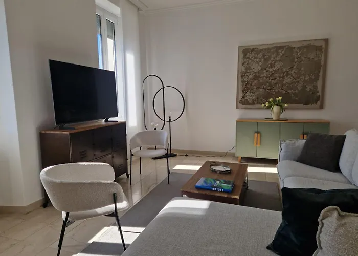 Apartament Magnolia - High Standing Floor *